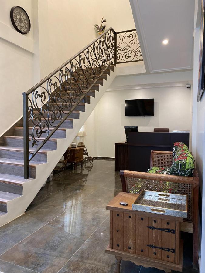 Eagle Vault Hotel Kwabenya Ngoại thất bức ảnh