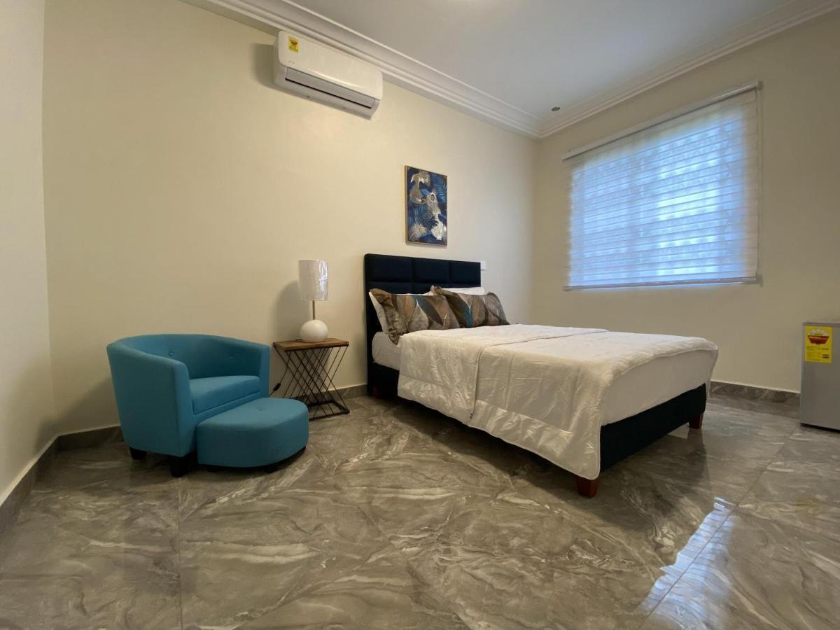 Eagle Vault Hotel Kwabenya Ngoại thất bức ảnh