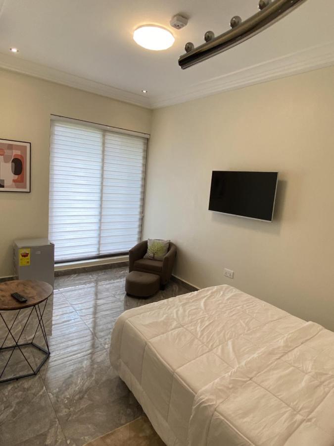 Eagle Vault Hotel Kwabenya Ngoại thất bức ảnh